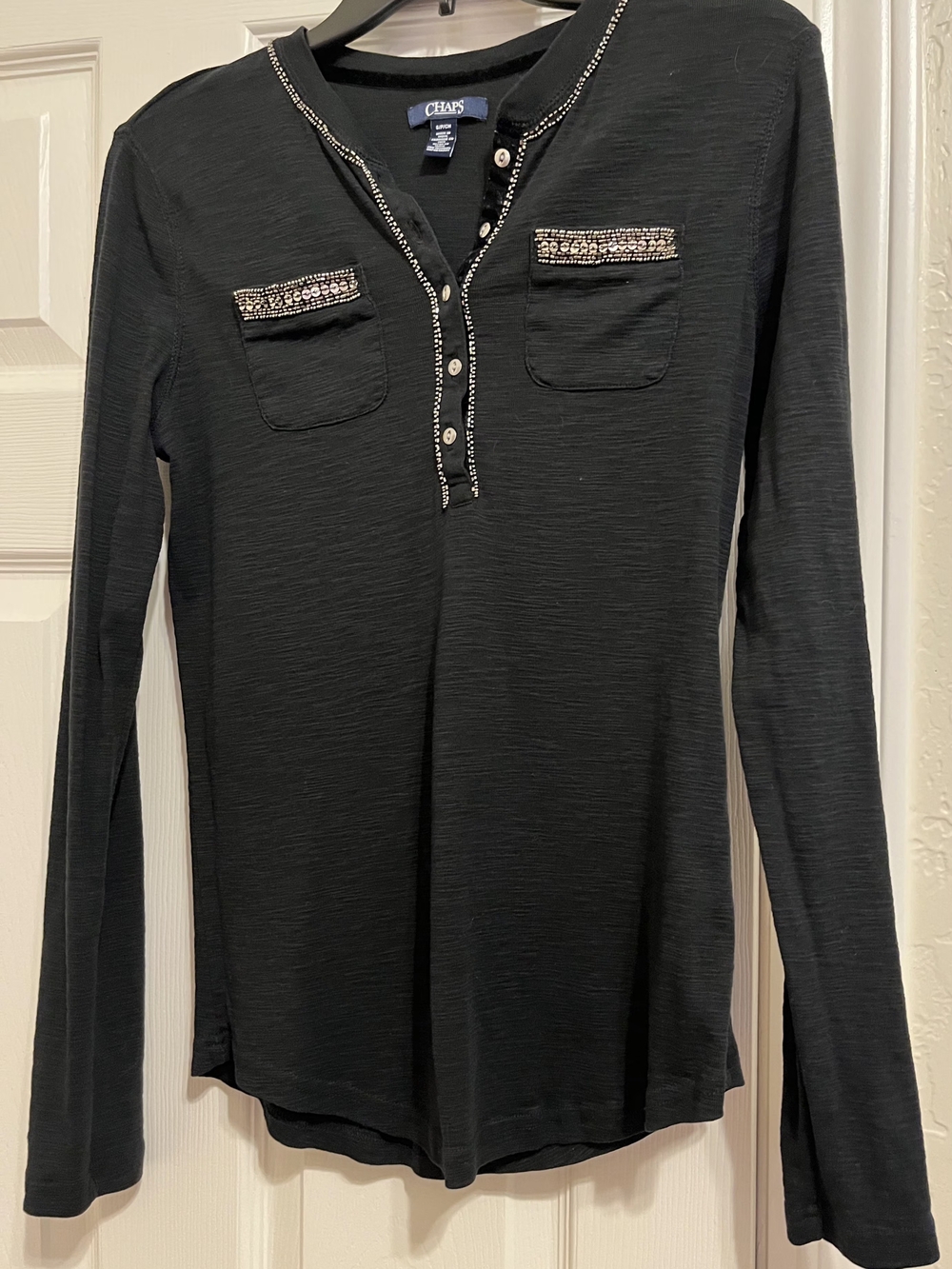 Chaps Longsleeved Beaded Top w/Pockets!